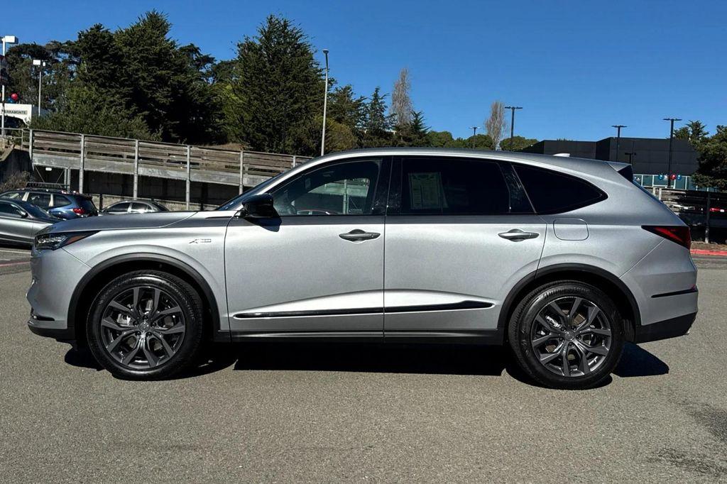 used 2023 Acura MDX car, priced at $44,291