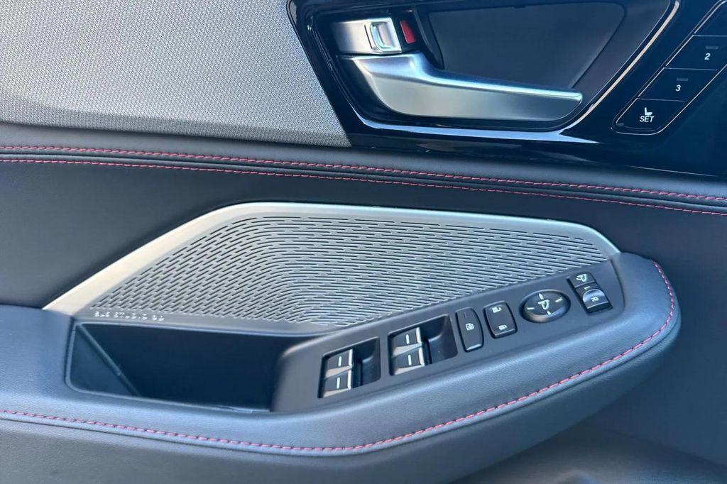 used 2023 Acura MDX car, priced at $44,291