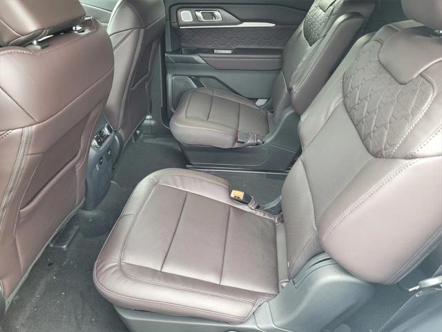 new 2025 Ford Explorer car, priced at $54,940