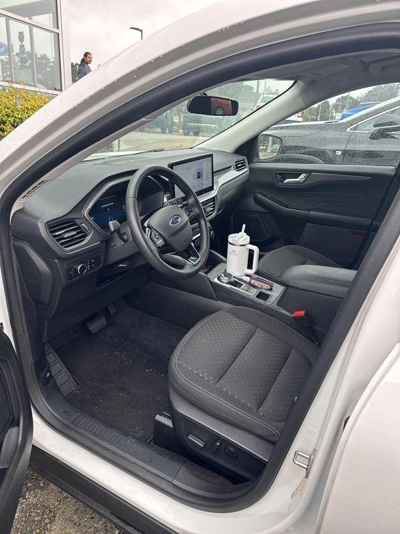 used 2023 Ford Escape car, priced at $24,290