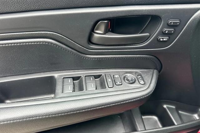 used 2024 Honda Odyssey car, priced at $36,992