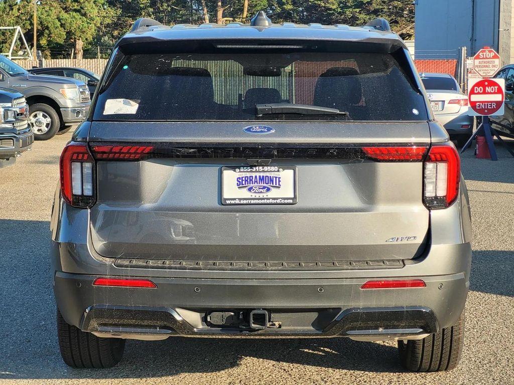 new 2025 Ford Explorer car, priced at $48,622