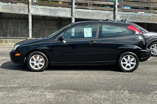 used 2005 Ford Focus car, priced at $5,492
