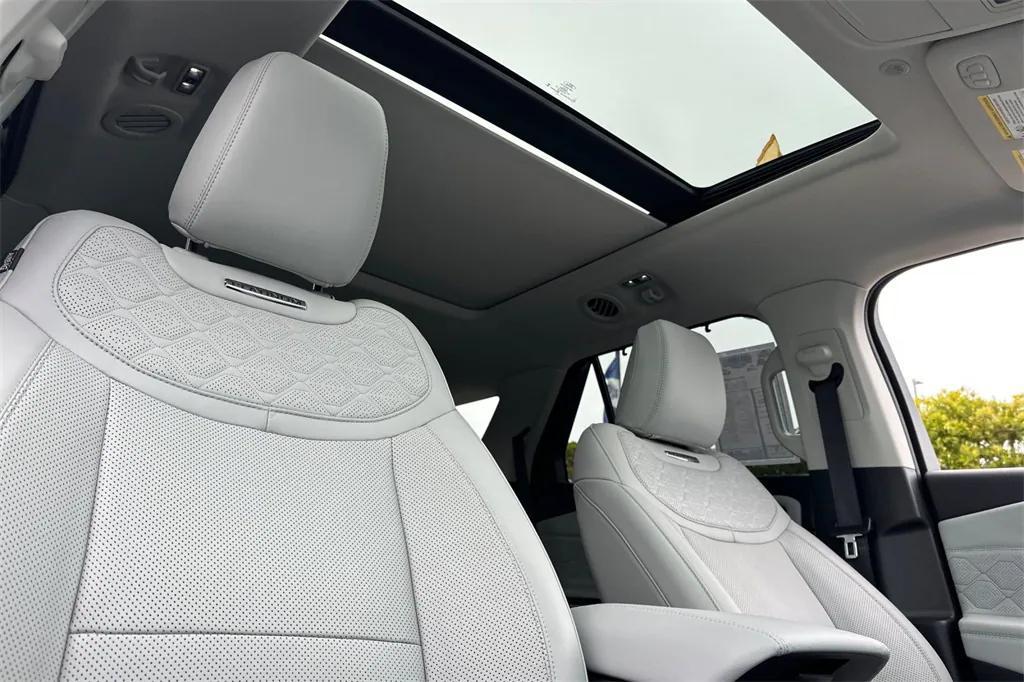 used 2025 Ford Explorer car, priced at $50,492