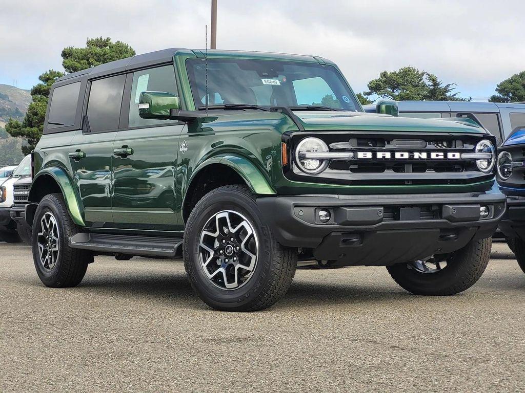 new 2025 Ford Bronco car, priced at $56,033