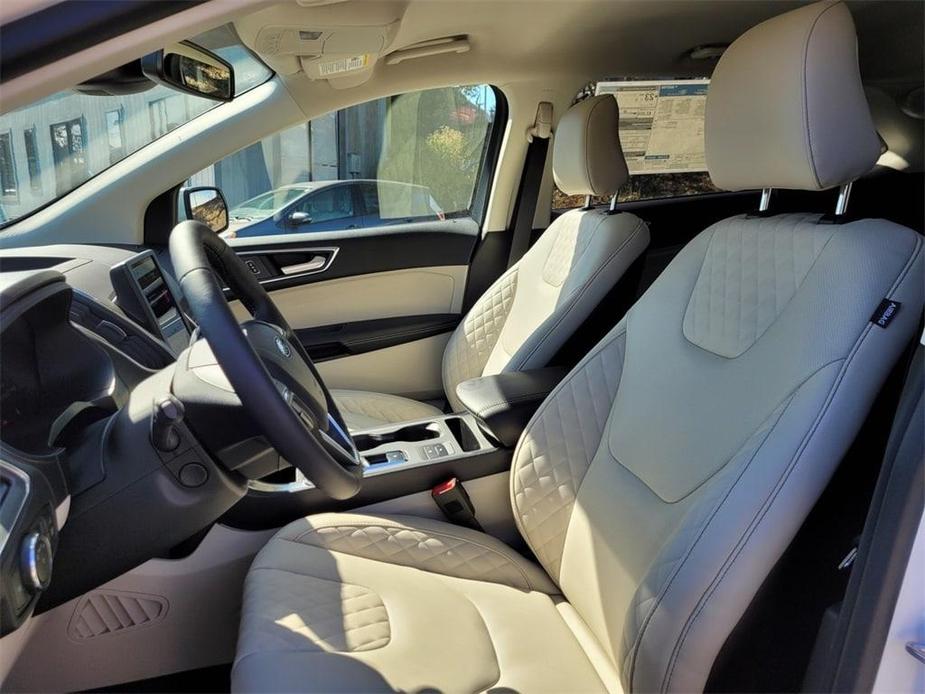 new 2024 Ford Edge car, priced at $46,279