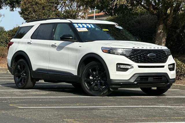 used 2023 Ford Explorer car, priced at $36,992