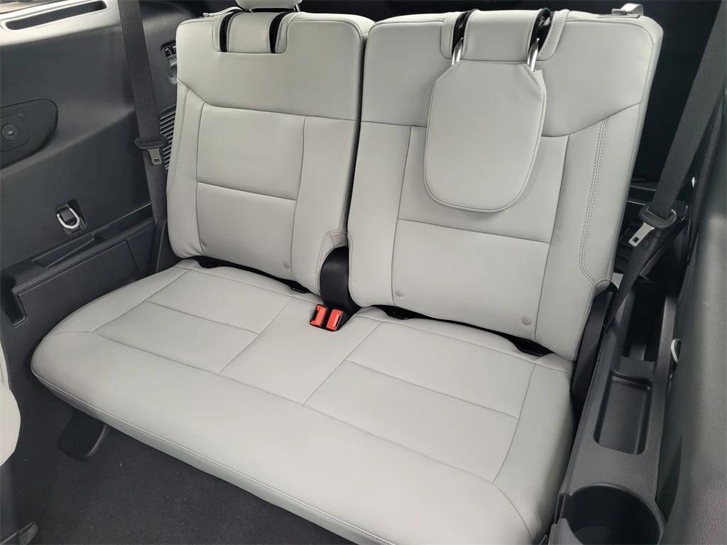 new 2025 Ford Explorer car, priced at $59,683