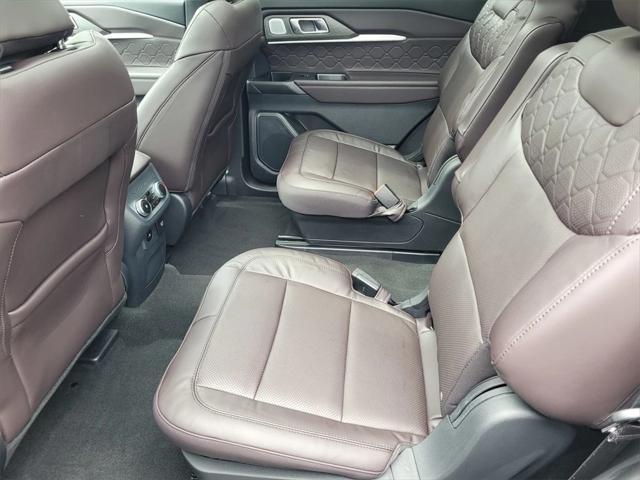 new 2025 Ford Explorer car, priced at $58,315