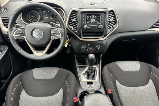 used 2015 Jeep Cherokee car, priced at $11,991