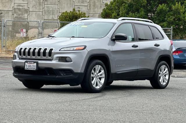 used 2015 Jeep Cherokee car, priced at $11,991