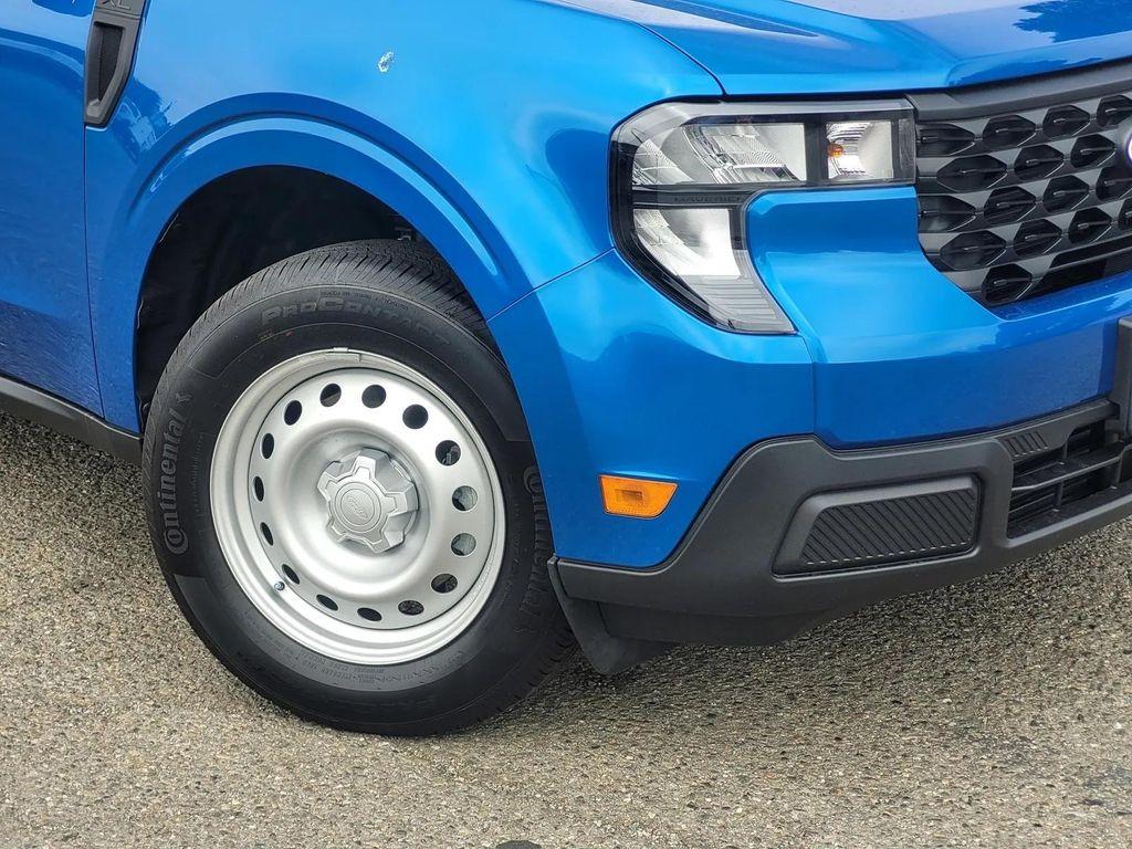 new 2025 Ford Maverick car, priced at $29,556