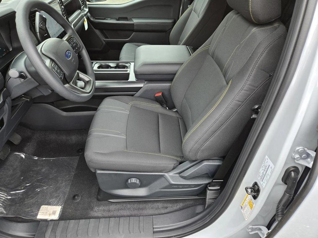 new 2025 Ford F-150 car, priced at $49,160