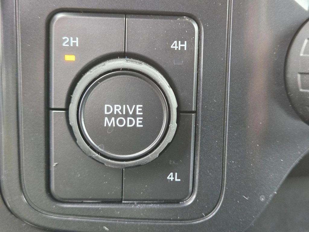 new 2025 Ford F-150 car, priced at $49,160