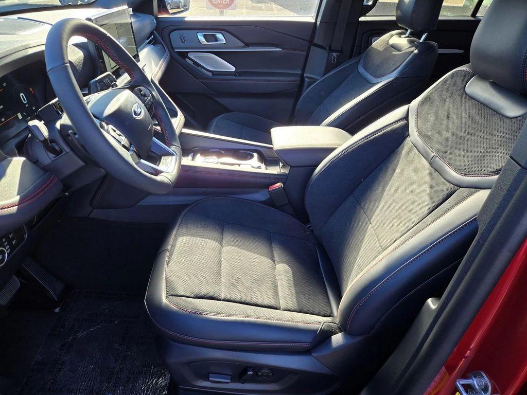 new 2025 Ford Explorer car, priced at $60,428