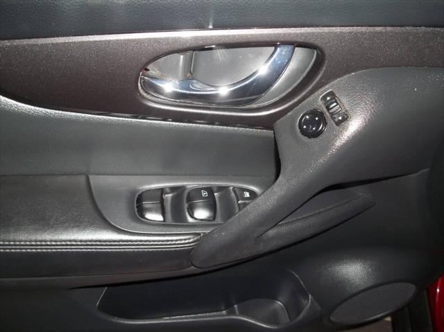 used 2019 Nissan Rogue car, priced at $10,995