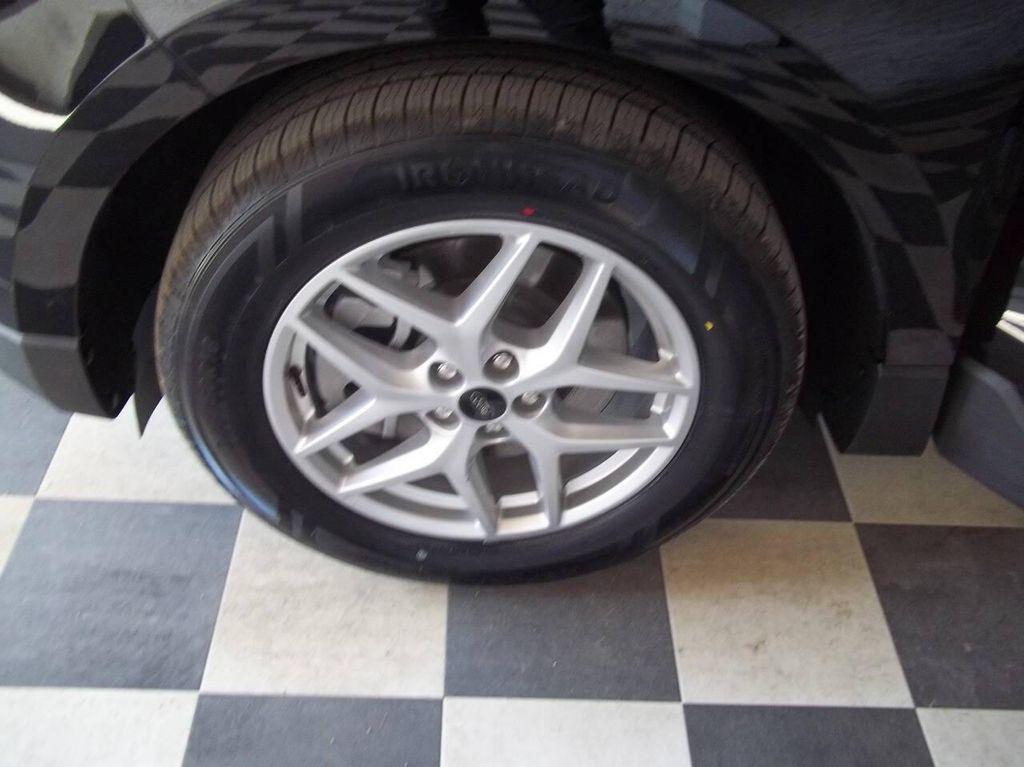 used 2024 Ford Edge car, priced at $27,995
