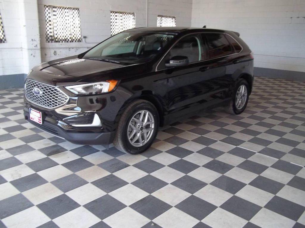 used 2024 Ford Edge car, priced at $27,995