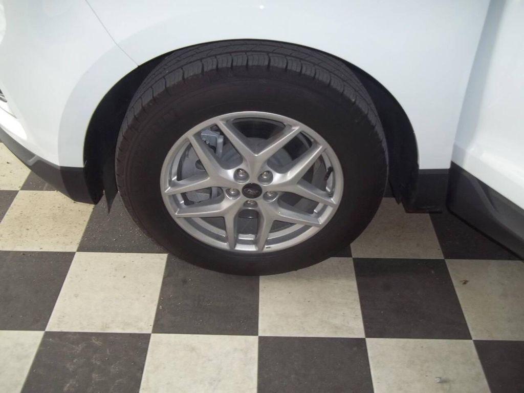 used 2024 Ford Edge car, priced at $30,995