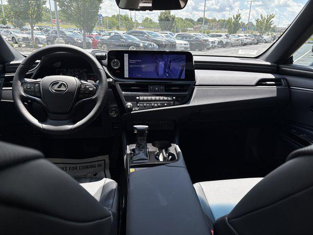 new 2025 Lexus ES 350 car, priced at $49,024