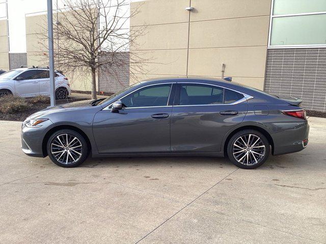 used 2024 Lexus ES 250 car, priced at $45,648