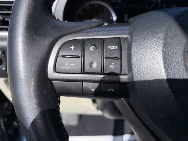 used 2023 Lexus GX 460 car, priced at $57,104