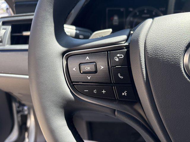 new 2025 Lexus ES 350 car, priced at $46,925