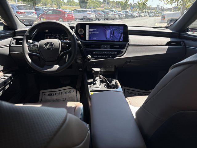 new 2025 Lexus ES 350 car, priced at $46,925