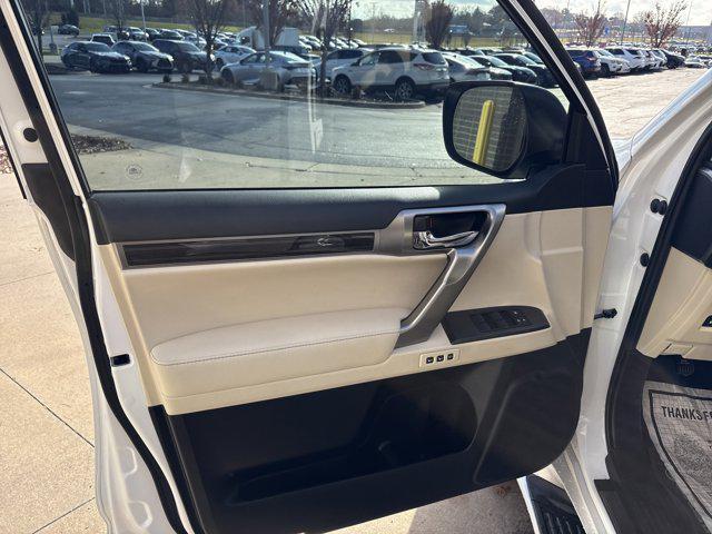 used 2023 Lexus GX 460 car, priced at $56,324