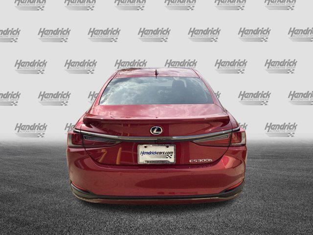 new 2025 Lexus ES 300h car, priced at $52,609