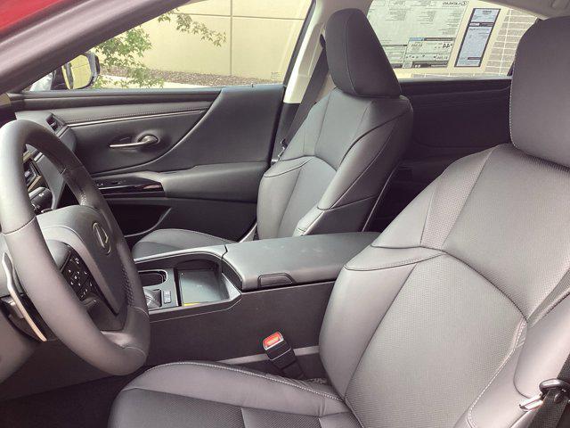 new 2025 Lexus ES 300h car, priced at $52,609