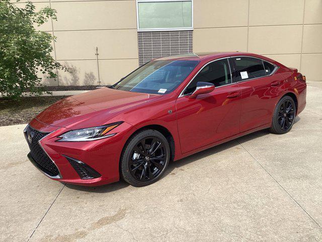 new 2025 Lexus ES 300h car, priced at $52,609