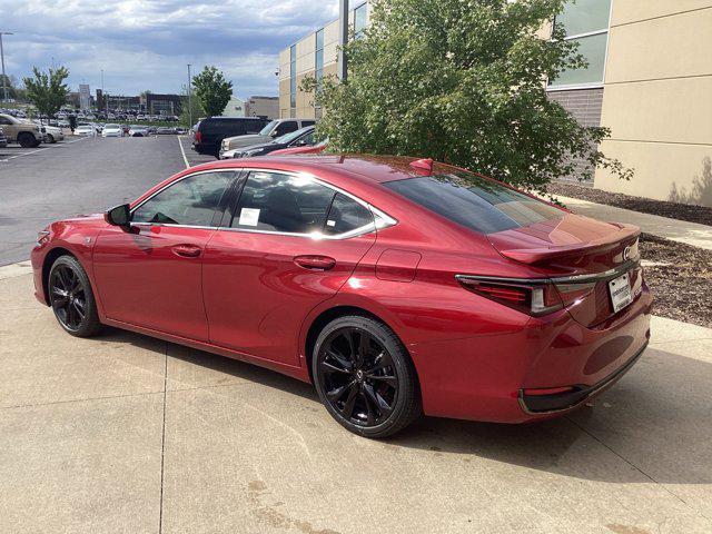 new 2025 Lexus ES 300h car, priced at $52,609
