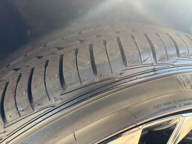 new 2025 Lexus ES 350 car, priced at $53,225