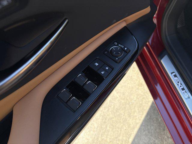 new 2025 Lexus ES 350 car, priced at $53,225