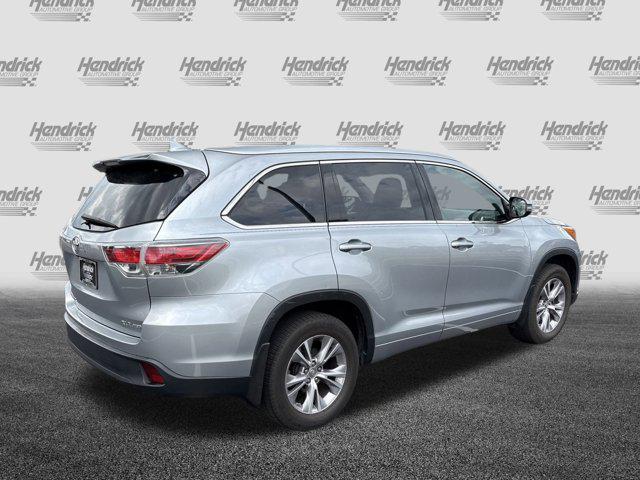 used 2015 Toyota Highlander car, priced at $20,260