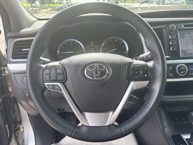 used 2015 Toyota Highlander car, priced at $19,571