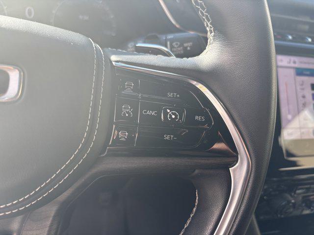 used 2022 Jeep Grand Cherokee car, priced at $33,448