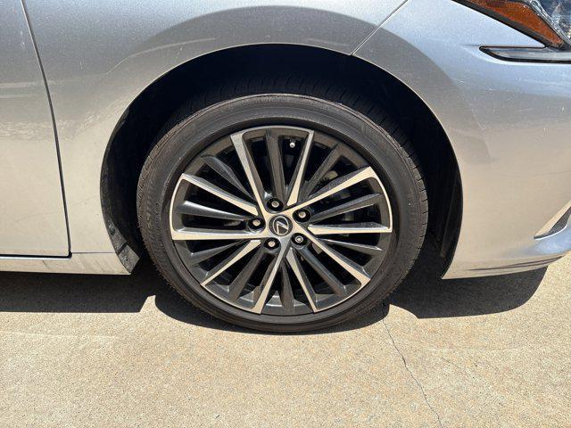 used 2024 Lexus ES 300h car, priced at $46,773