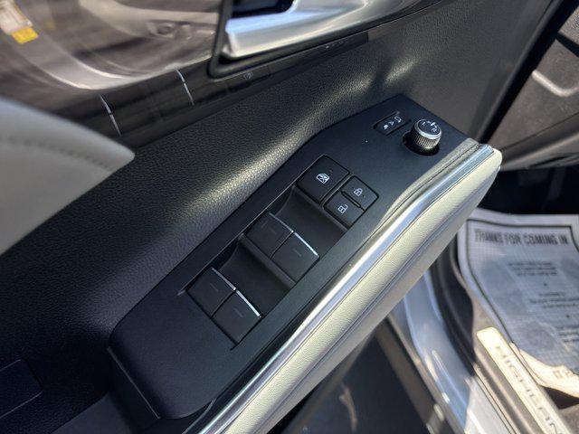 used 2023 Toyota Highlander Hybrid car, priced at $48,436