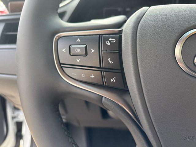 new 2025 Lexus ES 300h car, priced at $49,985