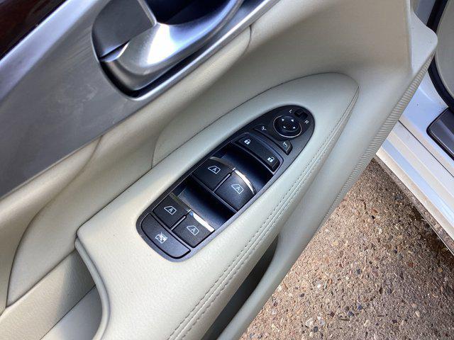 used 2015 INFINITI Q70L car, priced at $20,275