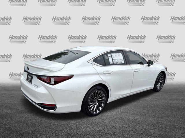 new 2025 Lexus ES 300h car, priced at $50,844