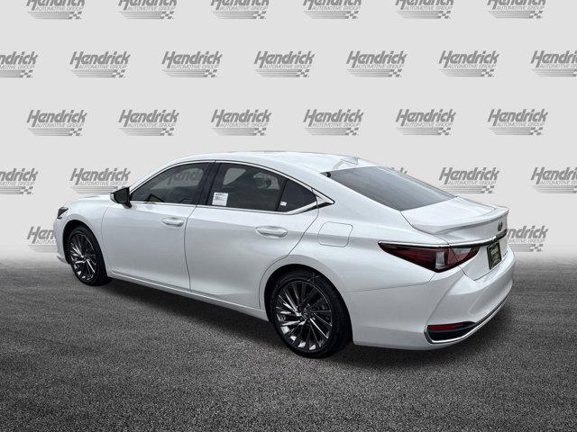 new 2025 Lexus ES 300h car, priced at $50,844