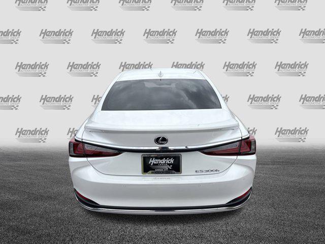 new 2025 Lexus ES 300h car, priced at $50,844