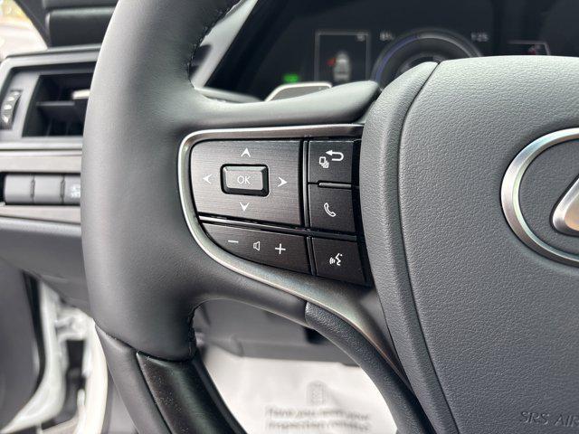 new 2025 Lexus ES 300h car, priced at $50,844