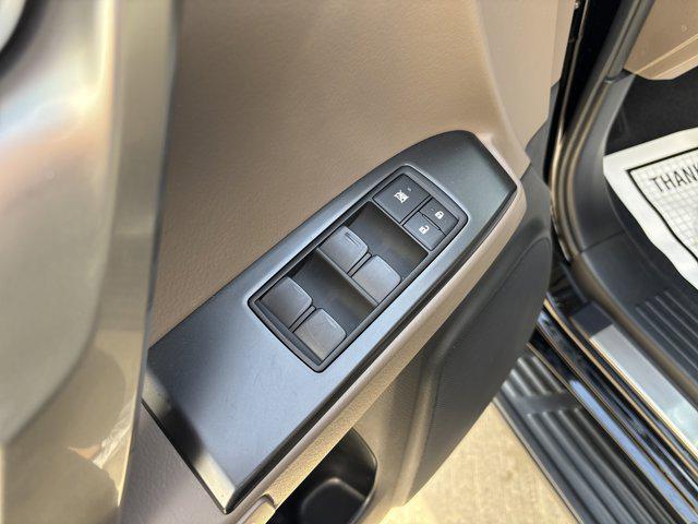 used 2022 Lexus GX 460 car, priced at $50,141