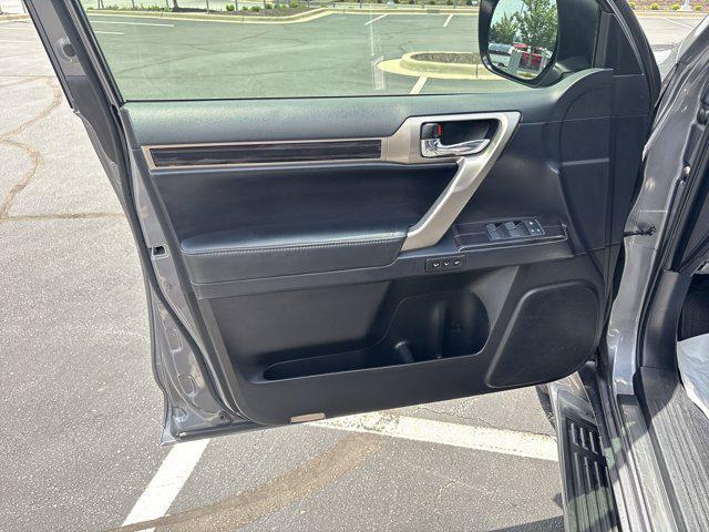 used 2020 Lexus GX 460 car, priced at $35,032