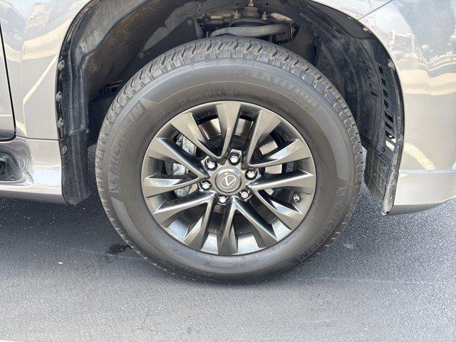 used 2020 Lexus GX 460 car, priced at $35,032