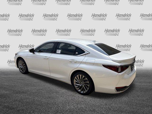new 2025 Lexus ES 300h car, priced at $54,425